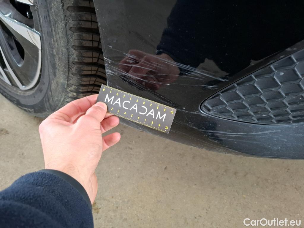  Mercedes  A-Klasse MERCEDES-BENZ Classe A Compact / 2022 / 5P / Berline A 200 Business Line 7G-DCT #9