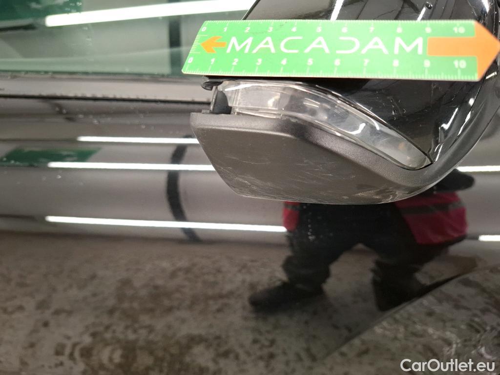  Citroen  C4  X Feel Pack 1.2 PureTech 130CV BVA8 6E #9