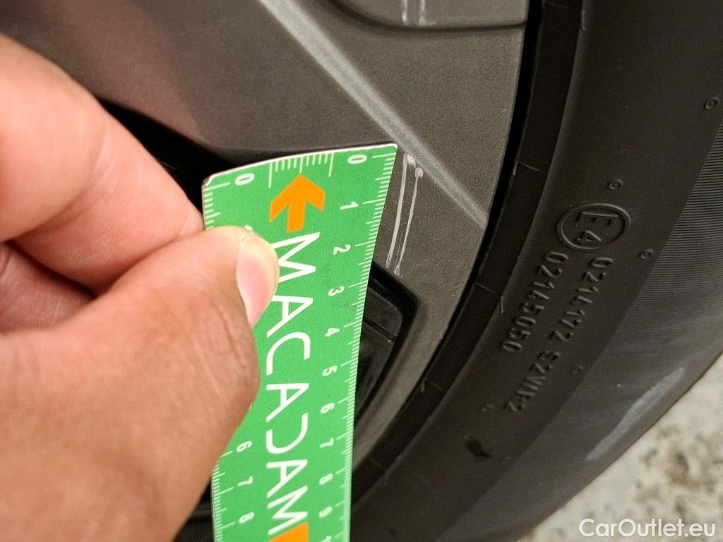  Citroen  C4  X Feel Pack 1.2 PureTech 130CV BVA8 6E #16