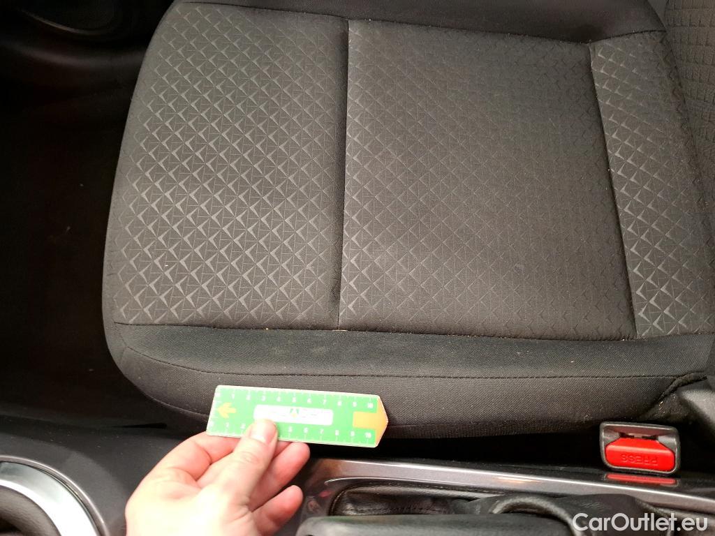  Nissan  Juke NISSAN  2019 5P Crossover DIGT 114 BVM6 Acenta #16