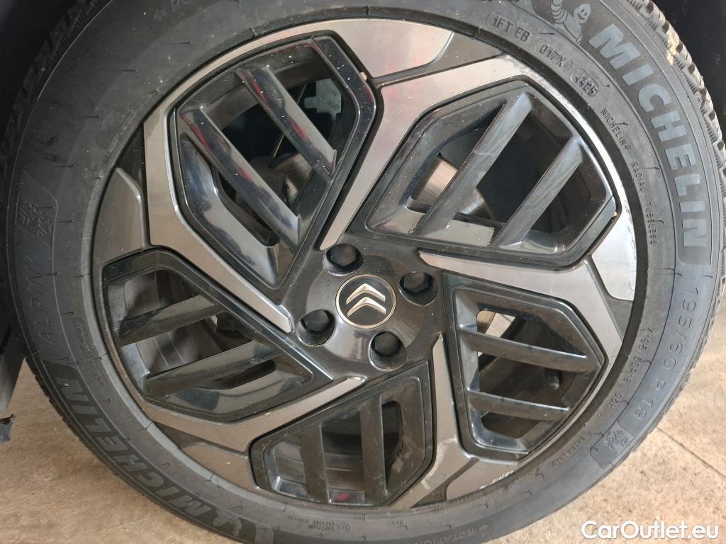  Citroen  C4  Berline Shine 1.2 PureTech 130CV BVA8 E6d #8