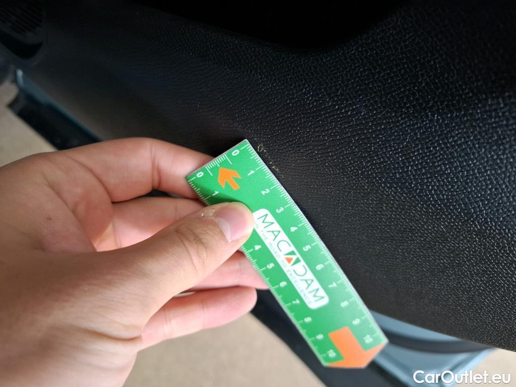  Citroen  C4  Berline Shine 1.2 PureTech 130CV BVA8 E6d #23