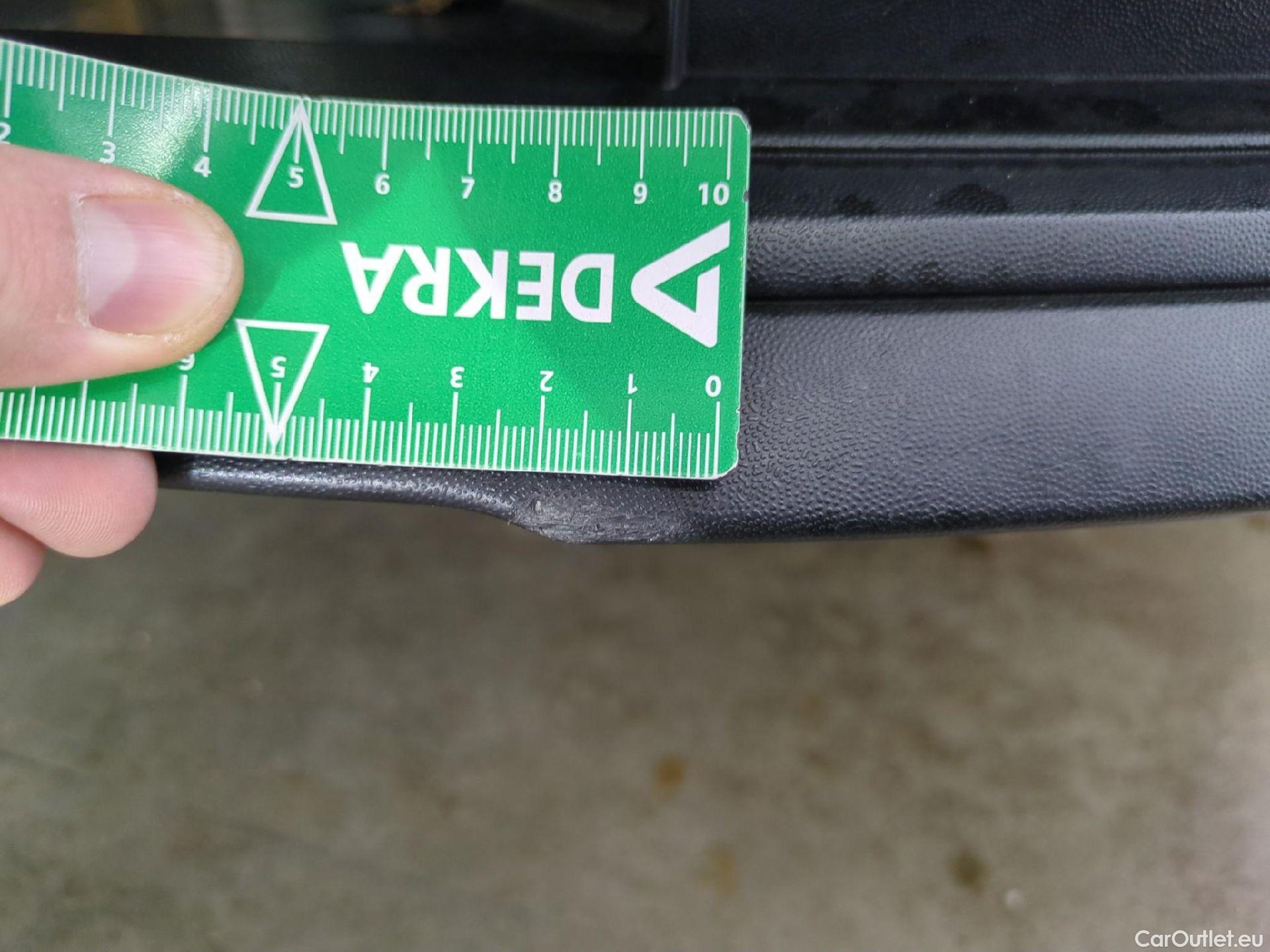  Volkswagen  Tiguan VOLKSWAGEN  / 2020 / 5P / SUV 1.4 eHybrid 245 DSG6 Life Business #9