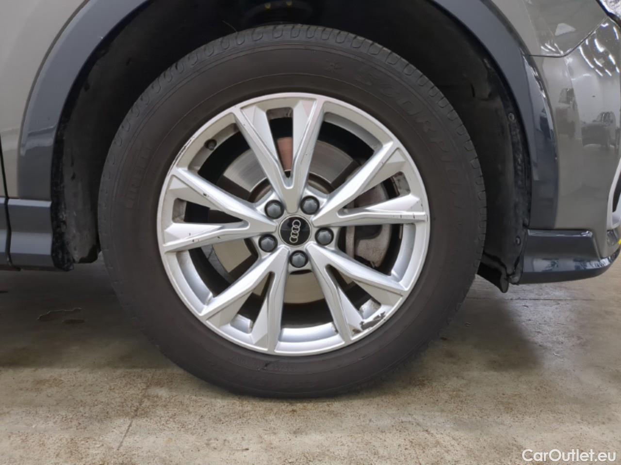  Audi  Q3 AUDI  Sportback / 2019 / 5P / SUV 45 TFSI E 245 S TRONIC S LINE #4