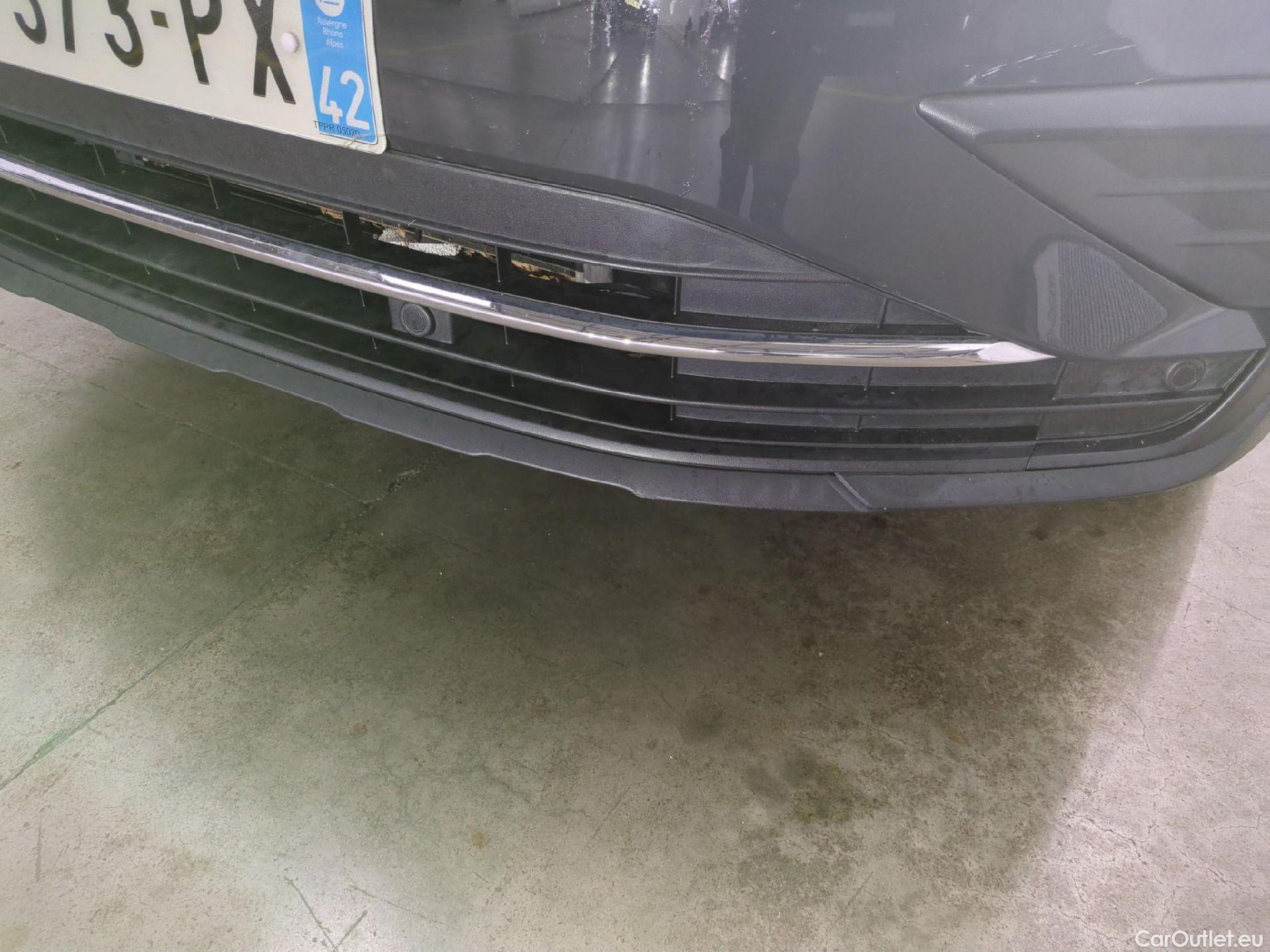  Volkswagen  Tiguan VOLKSWAGEN  / 2020 / 5P / SUV 1.4 eHybrid 245 DSG6 Life Business #10