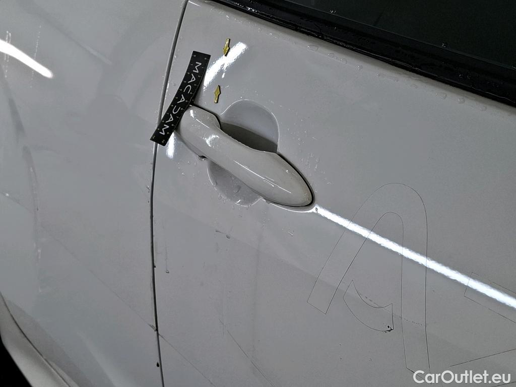  Toyota  Yaris TOYOTA  Hybride / 2019 / 5P / Berline Hybride 116h Dynamic Business Stage Acad #11