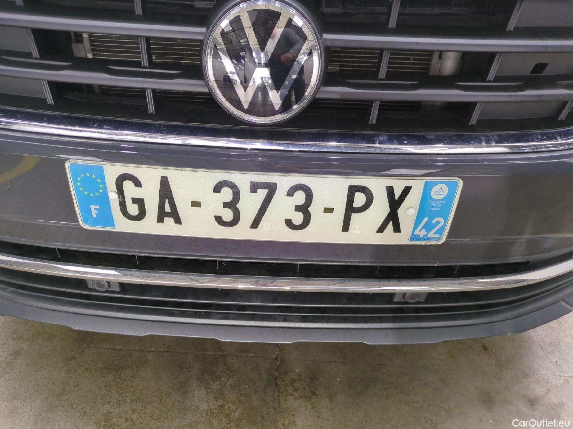  Volkswagen  Tiguan VOLKSWAGEN  / 2020 / 5P / SUV 1.4 eHybrid 245 DSG6 Life Business #11