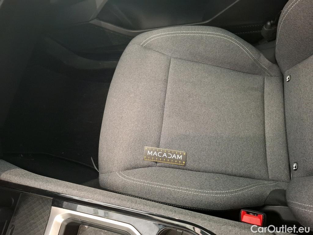  Renault  Austral  Evolution 1.2 E-TECH Hybrid 200CV BVAV 6E #20