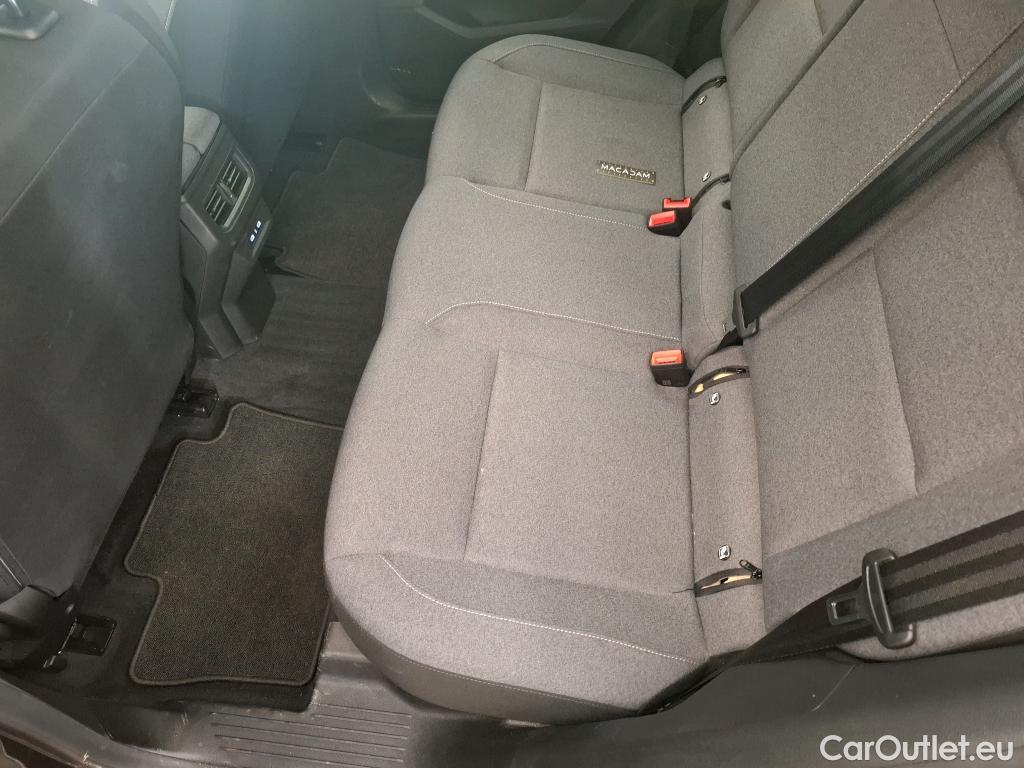  Renault  Austral  Evolution 1.2 E-TECH Hybrid 200CV BVAV 6E #16