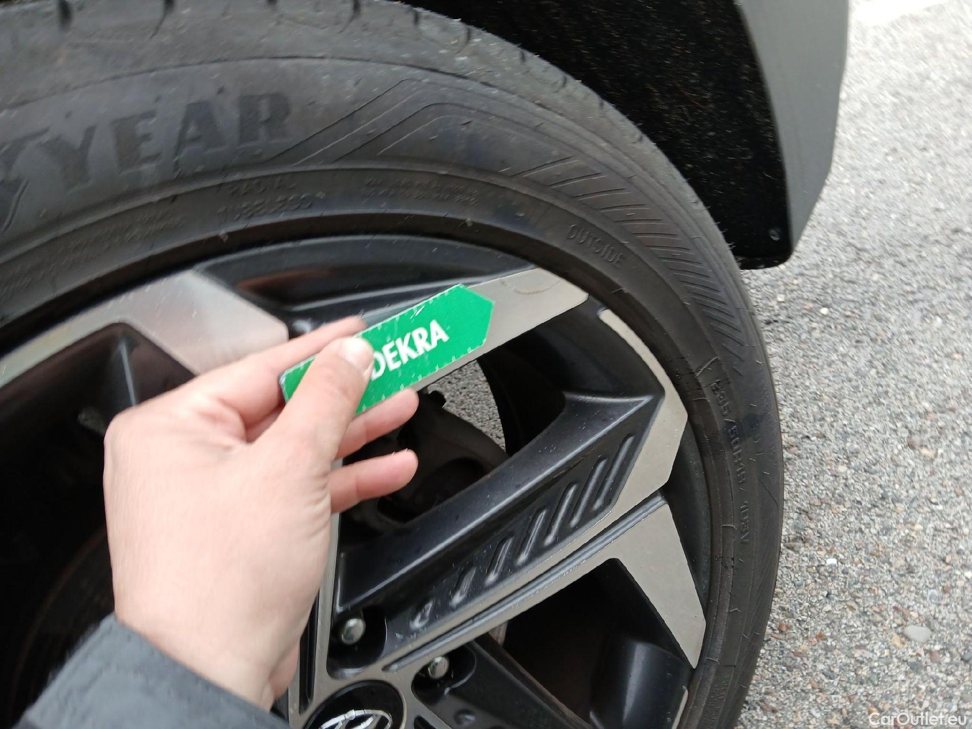  Hyundai  Tucson HYUNDAI  / 2020 / 5P / todoterreno 1.6 TGDI PHEV 195kW Maxx Auto 4X4 #7