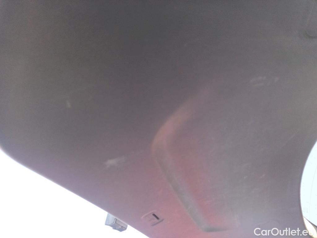  Hyundai  Konna HYUNDAI Kona / 2020 / 5P / todoterreno 1.6 GDI HEV Style Sky DCT #9