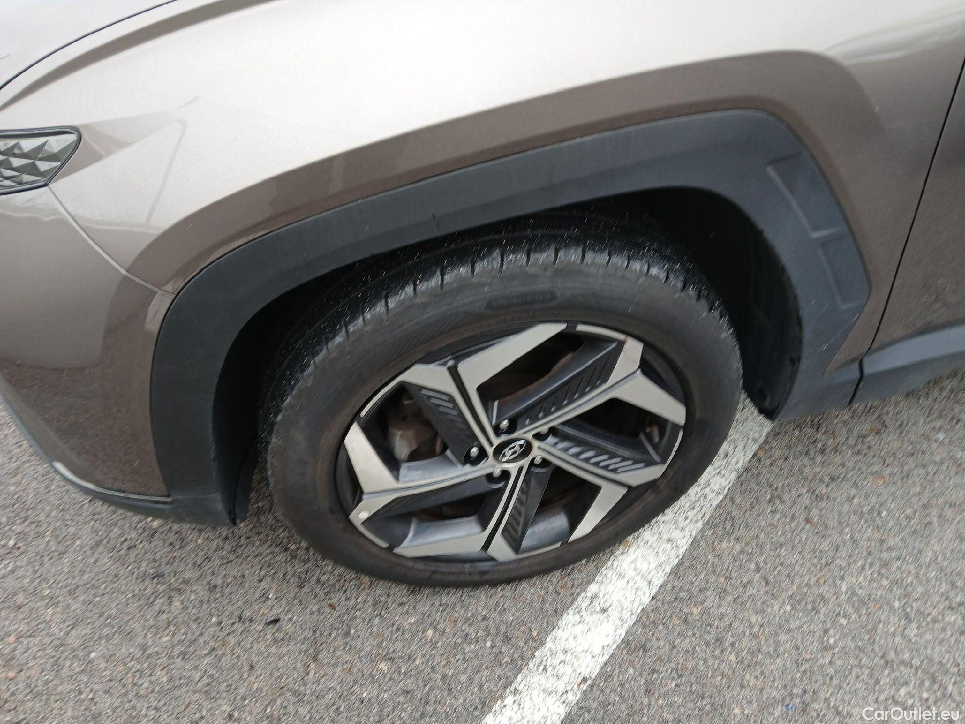  Hyundai  Tucson HYUNDAI  / 2020 / 5P / todoterreno 1.6 TGDI PHEV 195kW Maxx Auto 4X4 #6