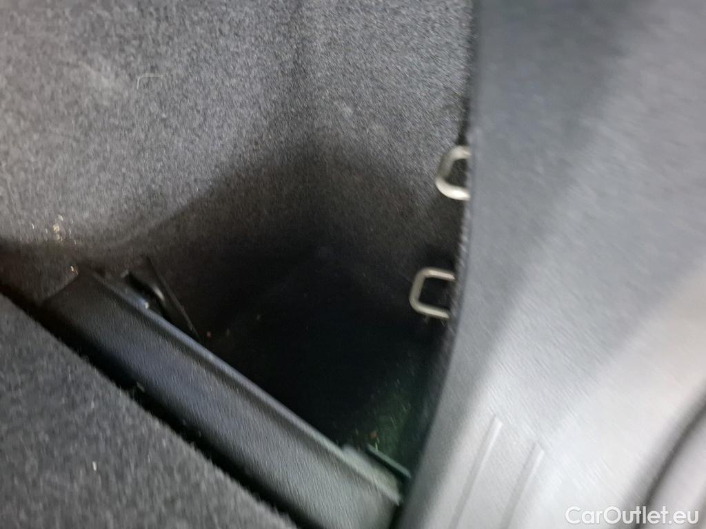  Volkswagen  Tiguan VOLKSWAGEN  / 2020 / 5P / SUV 1.4 eHybrid 245 DSG6 Elegance Exclusive #11