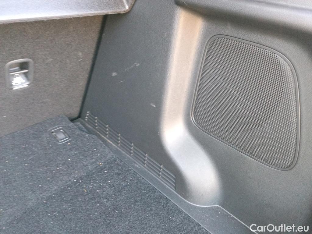  Hyundai  Konna HYUNDAI Kona / 2020 / 5P / todoterreno 1.6 GDI HEV Style Sky DCT #15