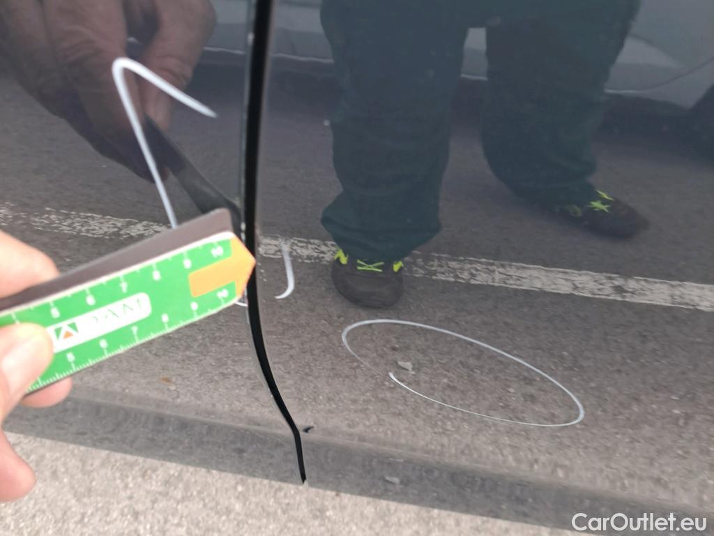  Hyundai  i20 HYUNDAI  / 2020 / 5P / berlina con portón 1.0 TGDI 74kW (100CV) Klass #15