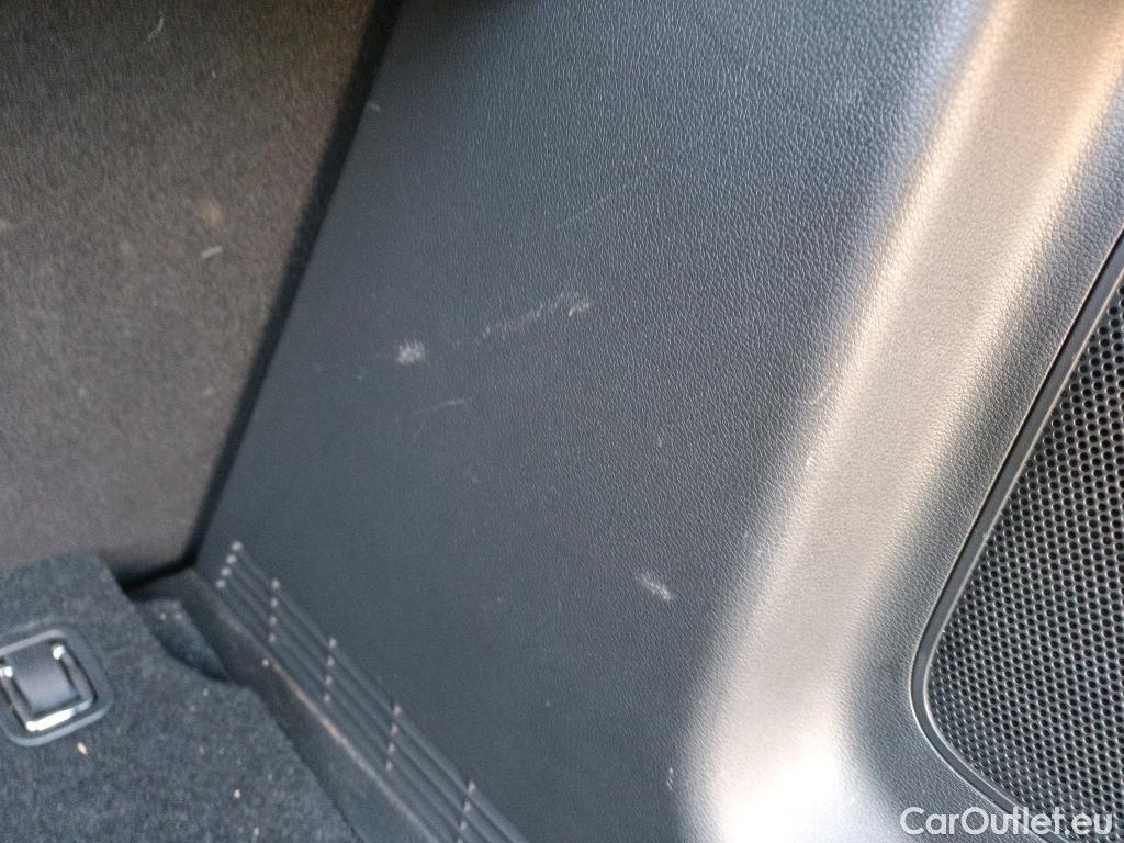  Hyundai  Konna HYUNDAI Kona / 2020 / 5P / todoterreno 1.6 GDI HEV Style Sky DCT #16