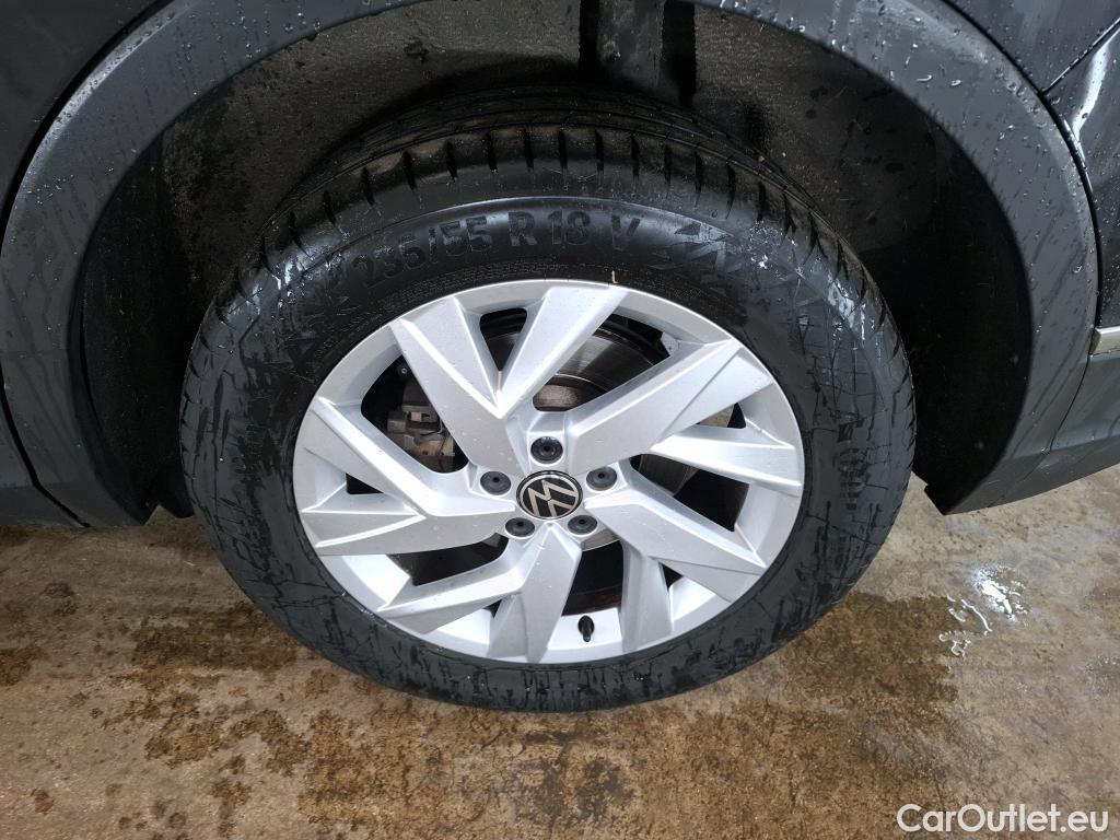  Volkswagen  Tiguan VOLKSWAGEN  / 2020 / 5P / SUV 1.4 eHybrid 245 DSG6 Elegance Exclusive #9