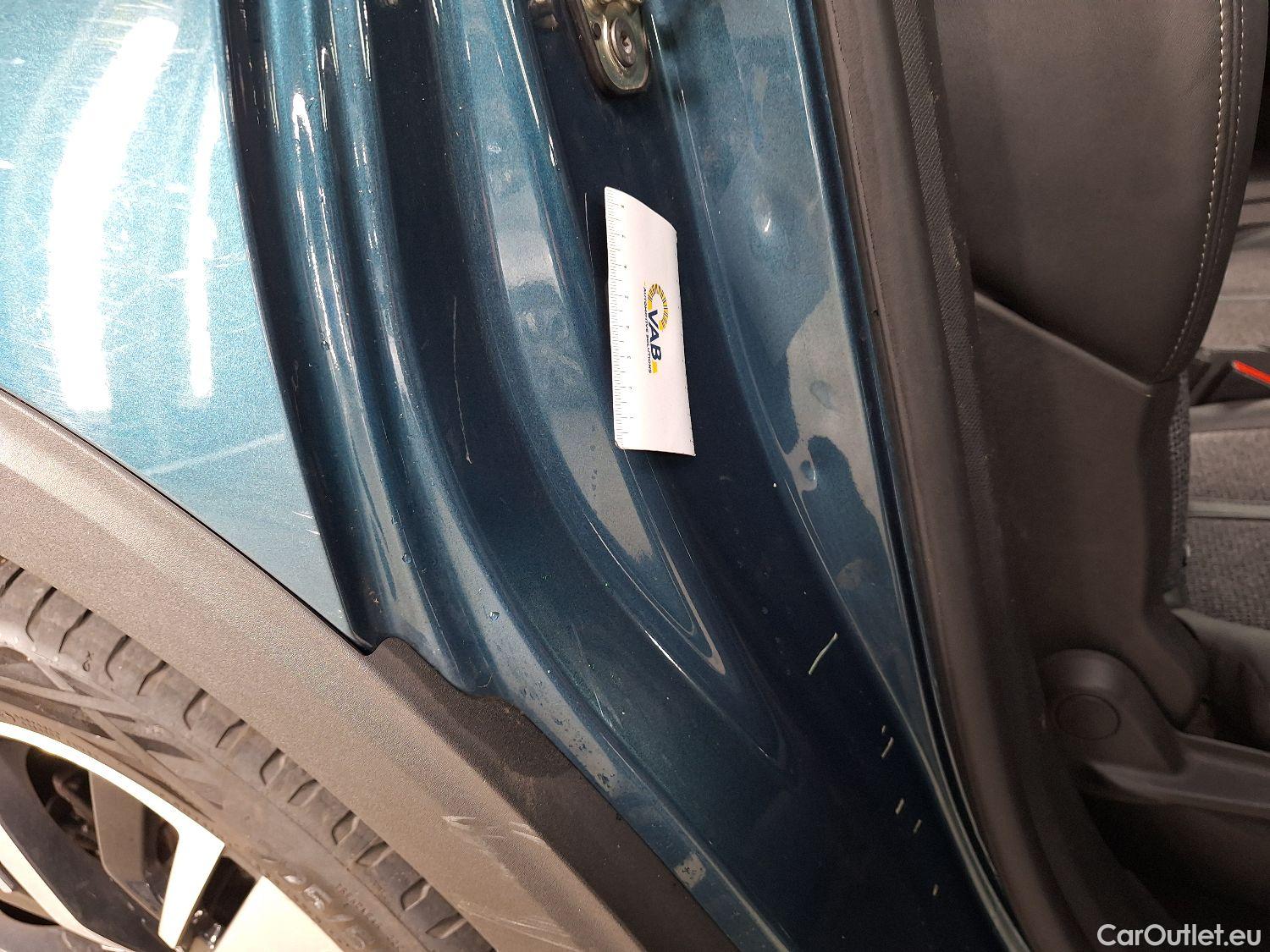  Peugeot  5008 Peugeot,  '16, Peugeot  1.5 BlueHDi 96kW S&S Allure 5d 7pl #48