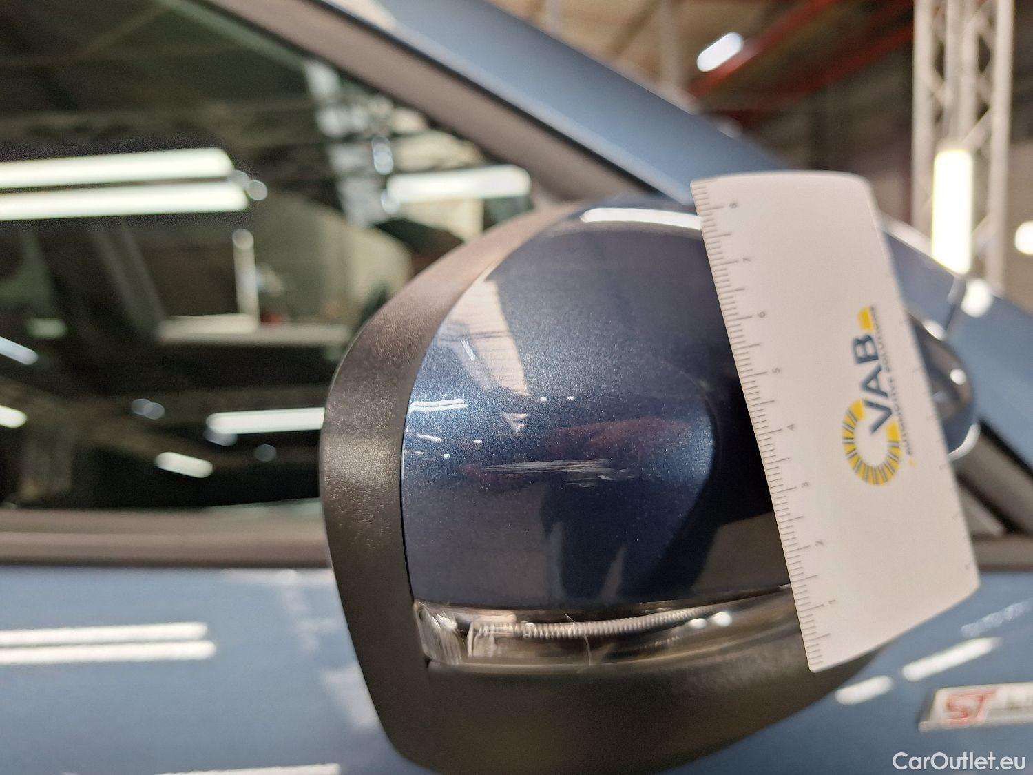  Ford  Kuga Ford,  '19 PHEV, Ford  2.5i PHEV Aut. 165kW ST-Line 5d #4