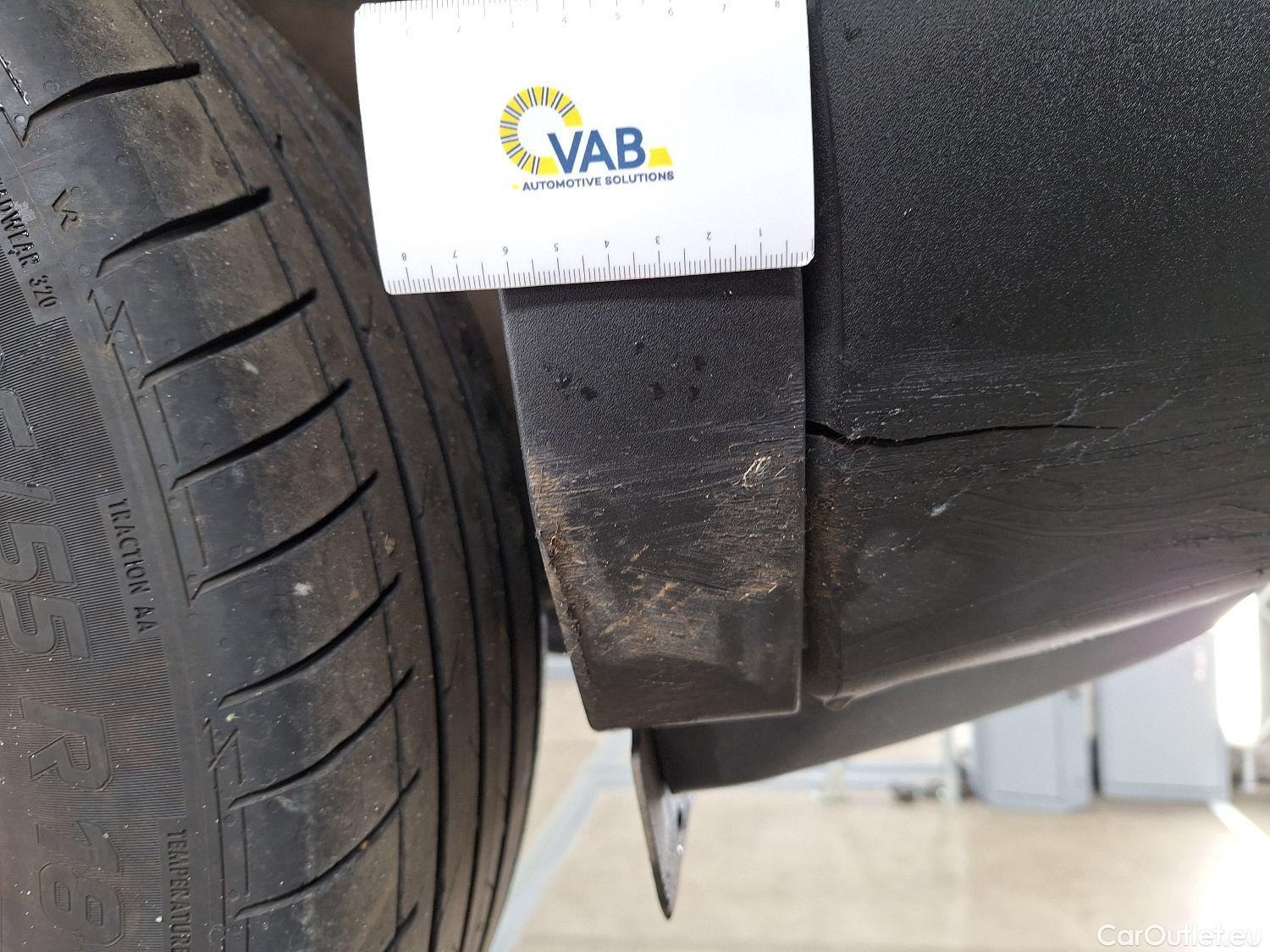  Peugeot  5008 Peugeot,  '16, Peugeot  1.5 BlueHDi 96kW S&S Allure 5d 7pl #15