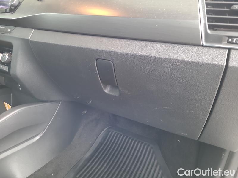  Skoda  Fabia  Combi (2015)  Com.1.0TSI 70 Style #19