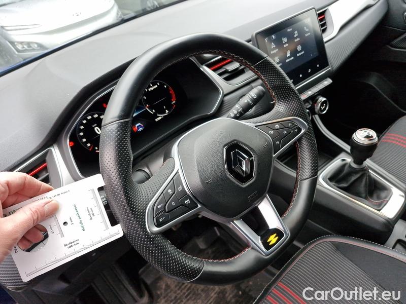  Renault  Captur  (2020)  1.3TCe 140 R.S.Line 5d #3