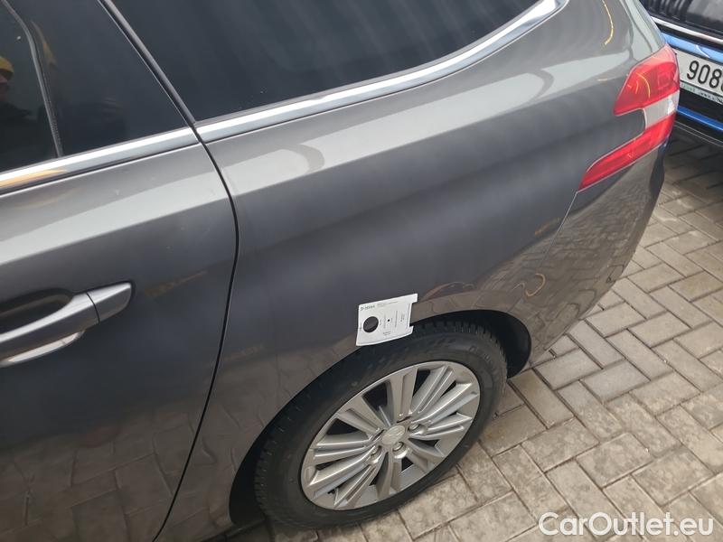  Peugeot  308 -SW  (P5) (2021)  SW 1.5 BHDi 130 ALL.P Aut #7