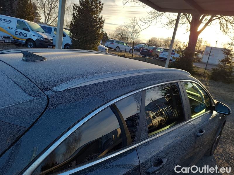  Hyundai  i30  (PD)(01.2017  ->)  kom.1.5TGDI FamilySmart AT #14