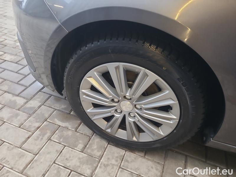  Peugeot  308 -SW  (P5) (2021)  SW 1.5 BHDi 130 ALL.P Aut #3