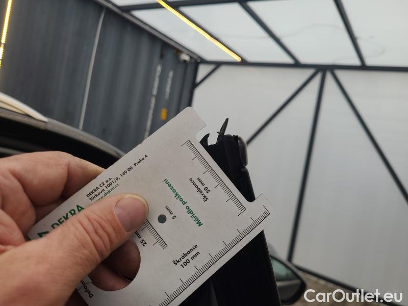  Peugeot  308 -SW  (P5) (2021)  SW 1.5 BHDi 130 ALL.P Aut #11