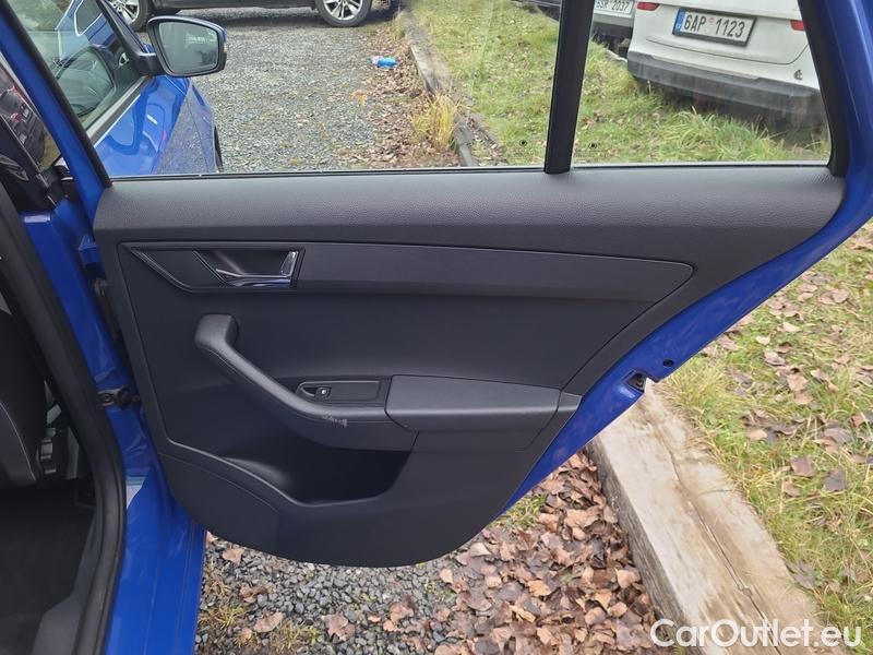  Skoda  Fabia  Combi (2015)  Com.1.0TSI 70 Style #24