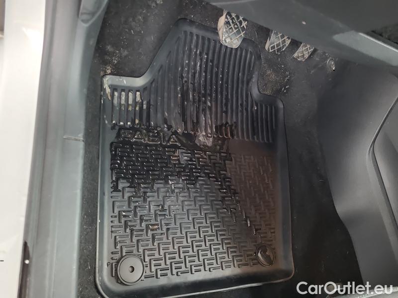  Skoda  Fabia  Combi (2015)  Com.1.0TSI 70 Style #3