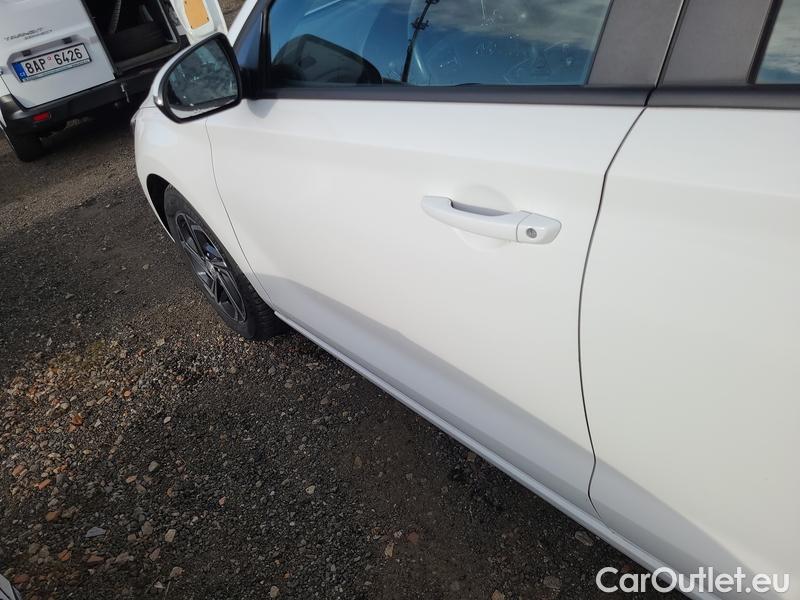  Hyundai  i30  (PD)(01.2017  ->)  kom.1.0TGDI Family Comf #5