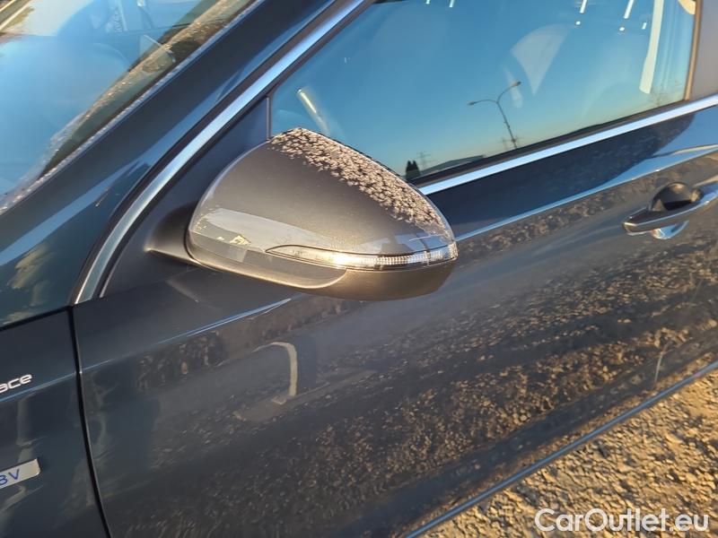  Hyundai  i30  (PD)(01.2017  ->)  kom.1.5TGDI FamilySmart AT #7