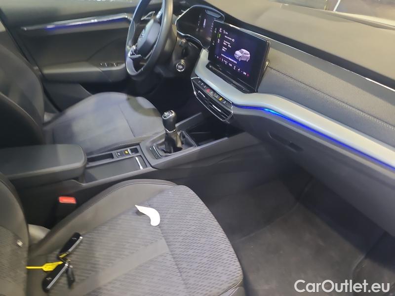  Skoda  Octavia  Combi (NX3)(2020) Oct.Combi 2.0TDI 110 Style #25