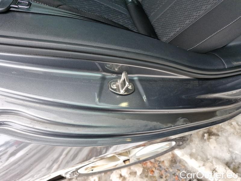  Skoda  Octavia  Lim. (NX3)(2020)  2.0TDI 85 Style AT #17