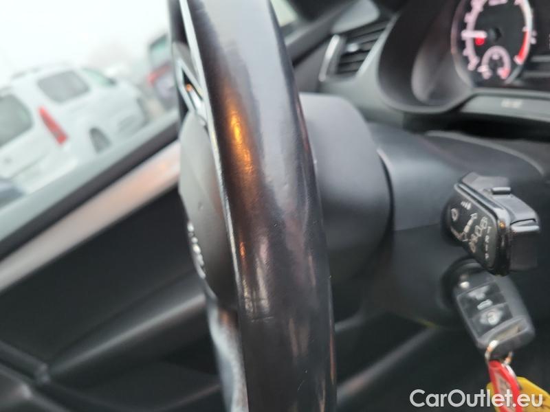  Skoda  Octavia  Combi  (5E5)(03.2017->)  Com TDI 110 Ambit. AT #19