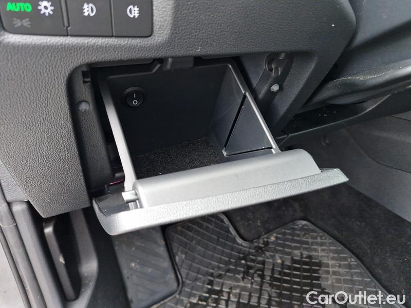  Skoda  Octavia  Lim. (NX3)(2020)  2.0TDI 85 Style AT #8