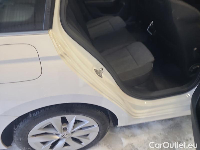  Skoda  Octavia  Combi (NX3)(2020) Oct.Combi 2.0TDI 110 Style #22