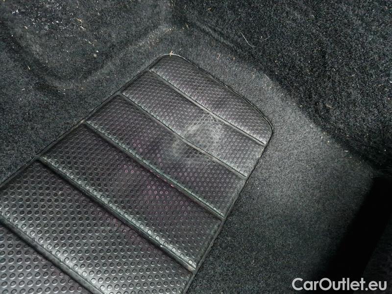  Skoda  Octavia  Lim. (NX3)(2020)  2.0TDI 85 Style AT #11