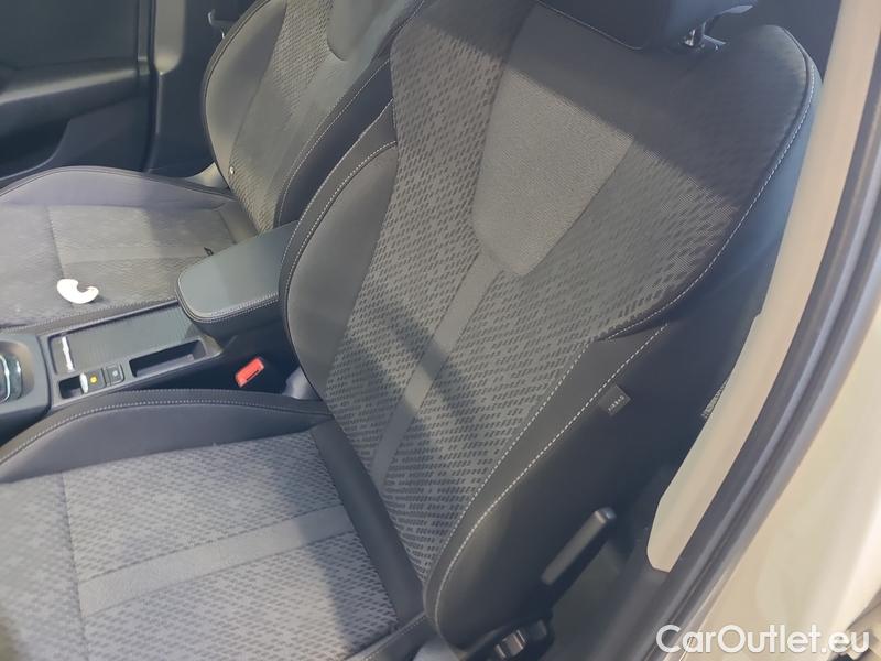  Skoda  Octavia  Combi (NX3)(2020) Oct.Combi 2.0TDI 110 Style #9