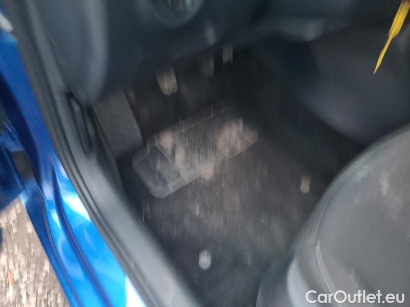  Skoda  Octavia  Combi  (5E5)(03.2017->)  Com 1.6TDI 85 Ambition #16