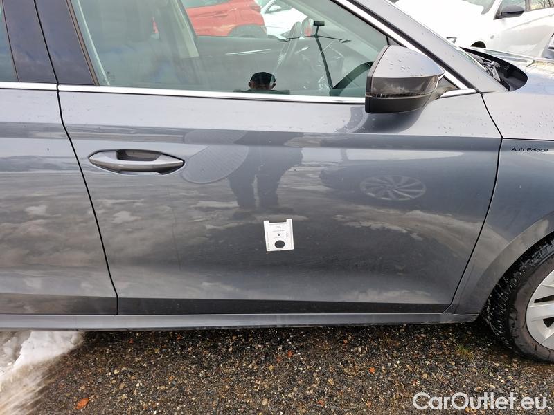  Skoda  Octavia  Lim. (NX3)(2020)  2.0TDI 85 Style AT #19