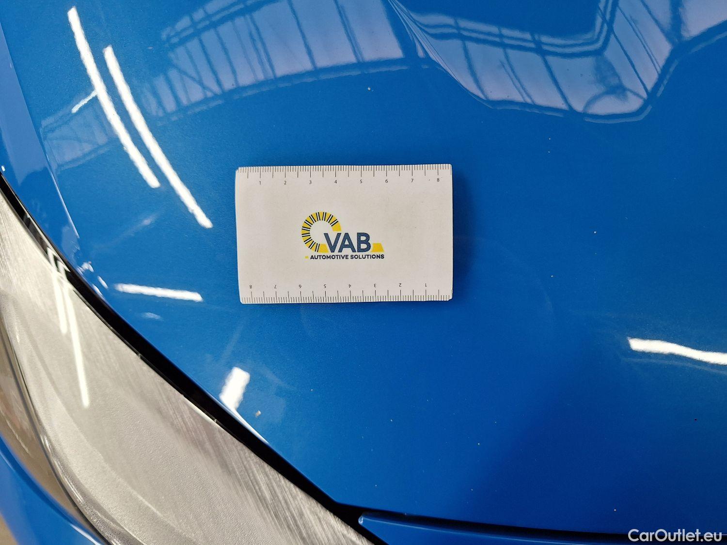  Bmw  Serie 1 BMW, 1-serie '19, BMW 1 Reeks Hatch 118iA (103 kW) 5d #24