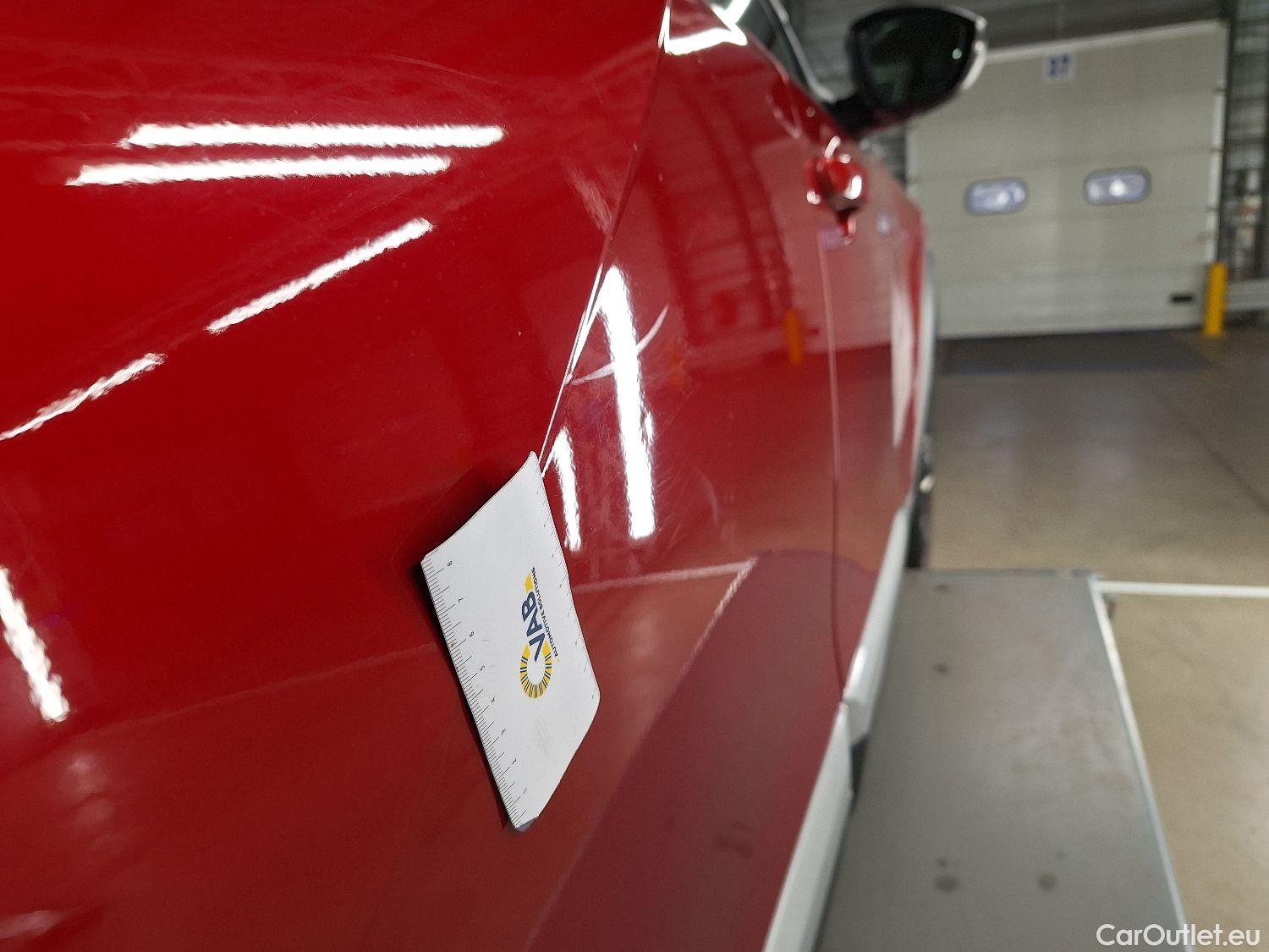  Peugeot  2008 Peugeot,  '19, Peugeot  1.5 BlueHDi 75kW S&S GT Line 5d #28