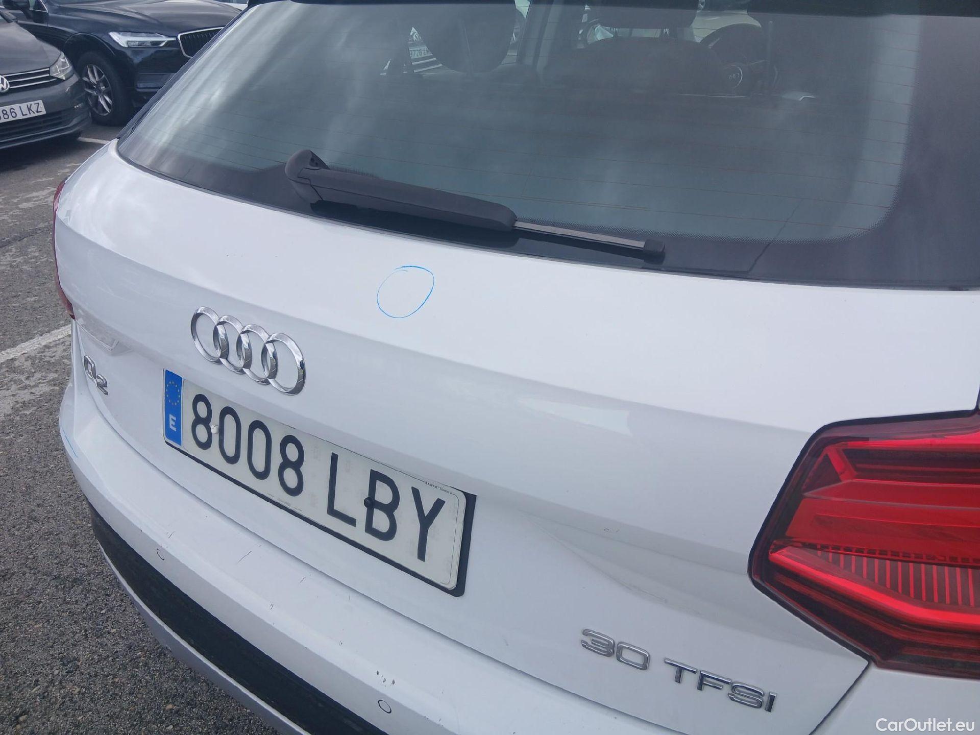  Audi  Q2 AUDI  / 2016 / 5P / todoterreno Design 30 TFSI 85kW (116CV) #18