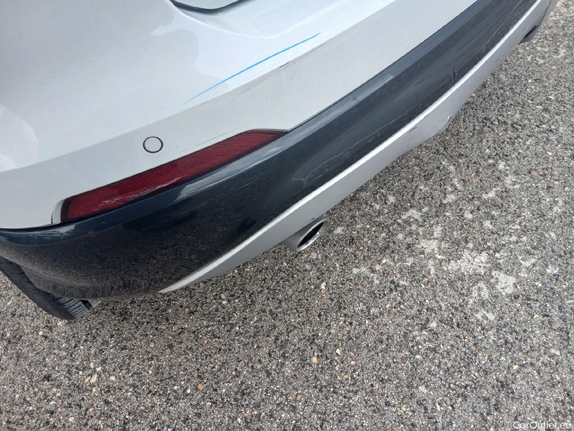  Audi  Q2 AUDI  / 2016 / 5P / todoterreno Design 30 TFSI 85kW (116CV) #14