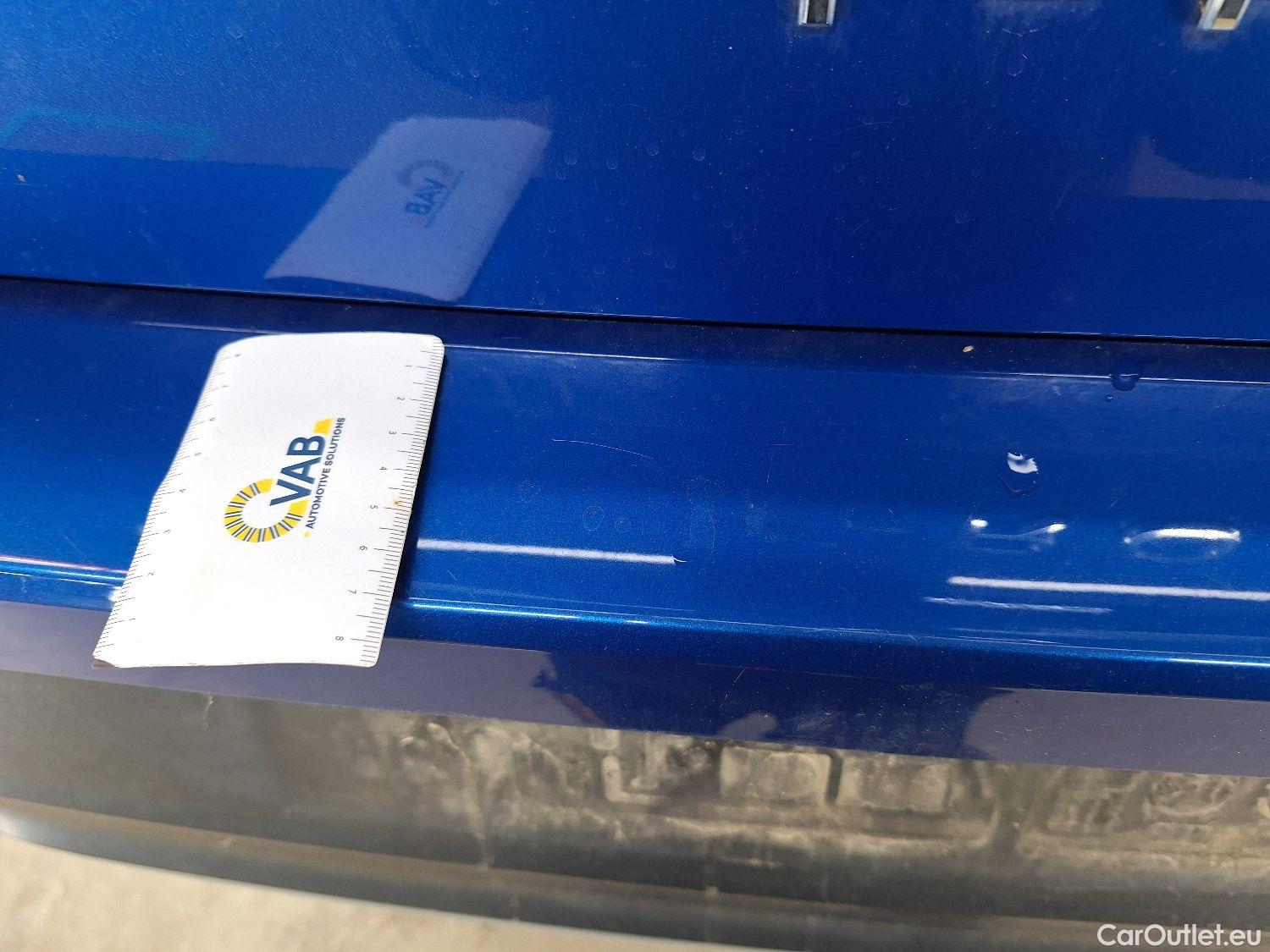  Volkswagen  T-ROC VW,  '17, Volkswagen  2.0 TDI Elegance 5d #3