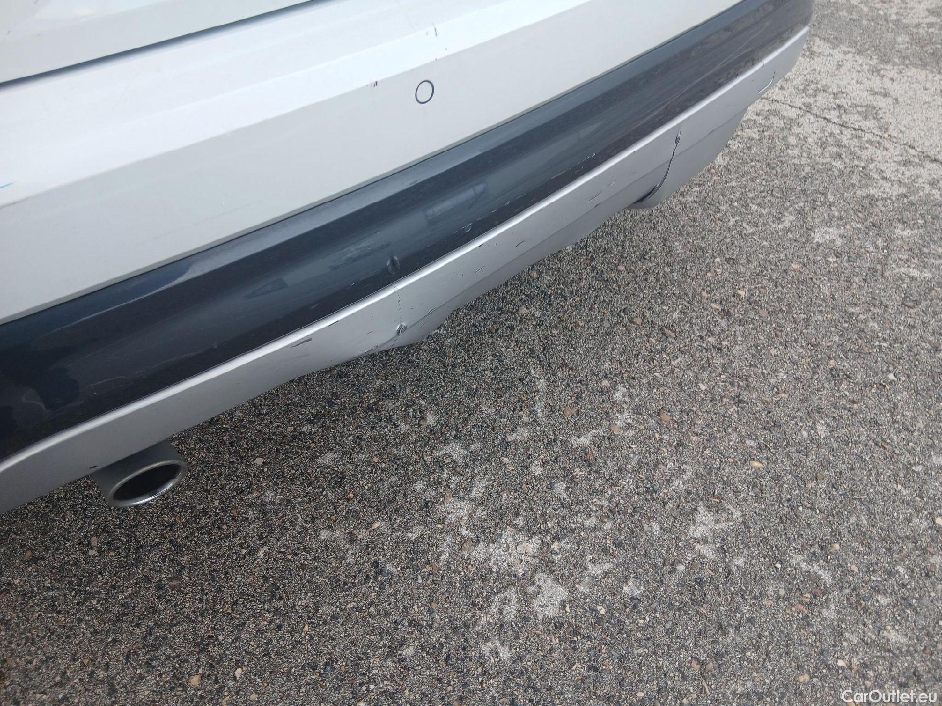  Audi  Q2 AUDI  / 2016 / 5P / todoterreno Design 30 TFSI 85kW (116CV) #16