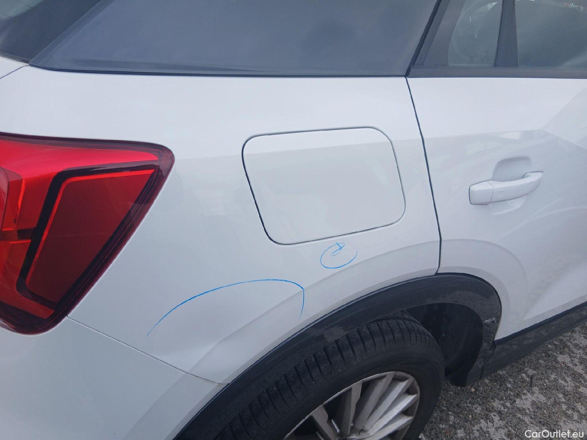  Audi  Q2 AUDI  / 2016 / 5P / todoterreno Design 30 TFSI 85kW (116CV) #20